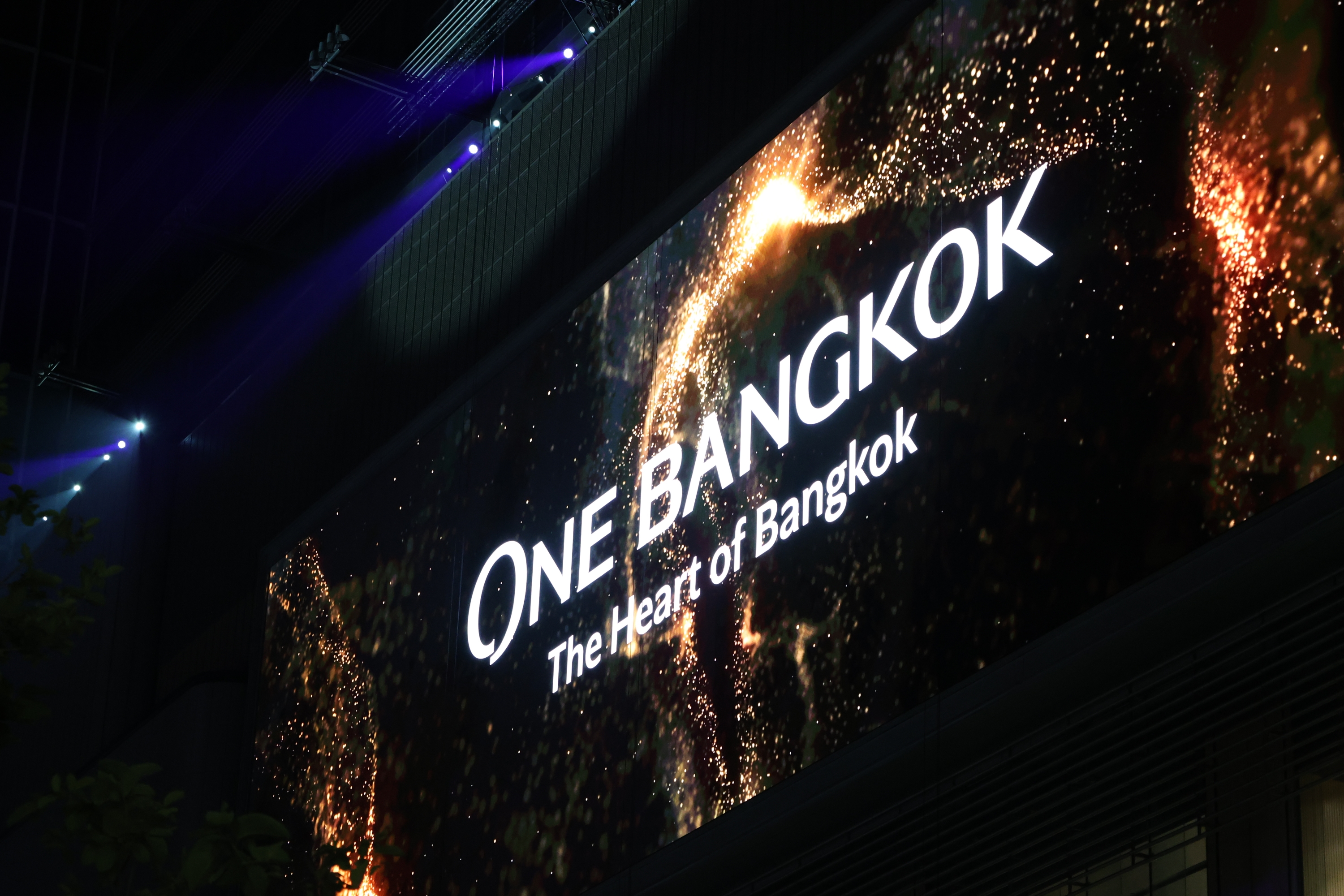 SLC One Bangkok , SLC สาขาใหม่ , แลนด์มาร์คความงาม , Beauty all at Once , One Bangkok , คลินิกความงาม , ไลฟ์สไตล์ในกรุงเทพฯ , ความงามครบวงจร , Hair Clinique by SLC , Claire by SLC , การเดินทางไป One Bangkok